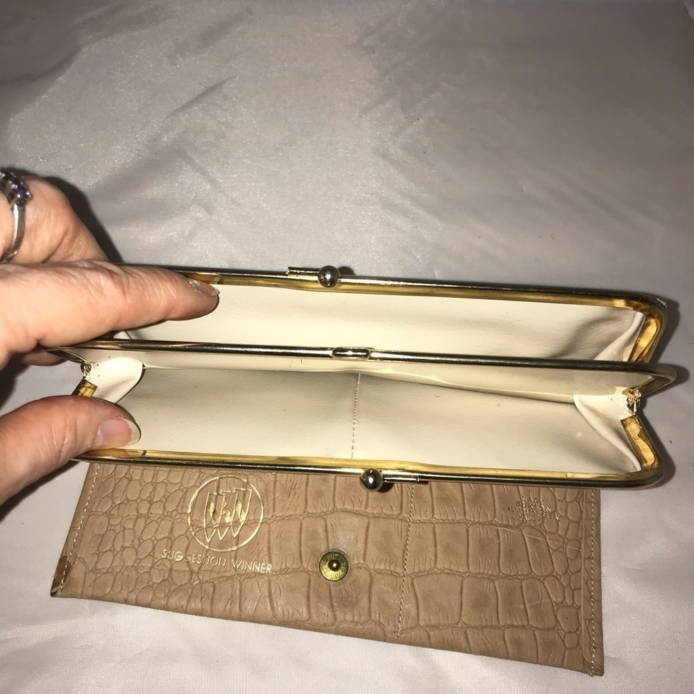 Vintage Lady Buxton Alligator Grain Wallet & Change Purse Tan - Picture 6 of 6